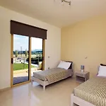 Stelia Luxury