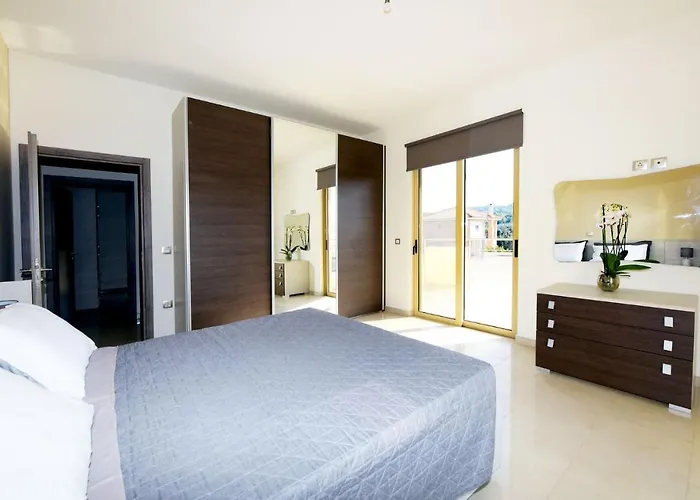 Stelia Luxury *