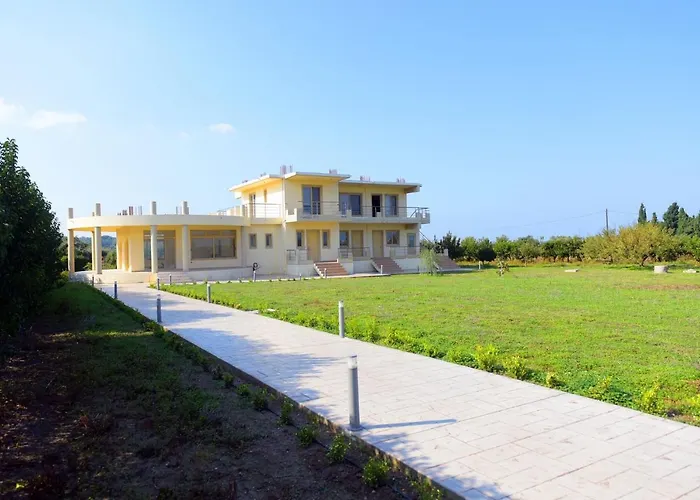 Апартаменты Stelia Luxury Kalavarda