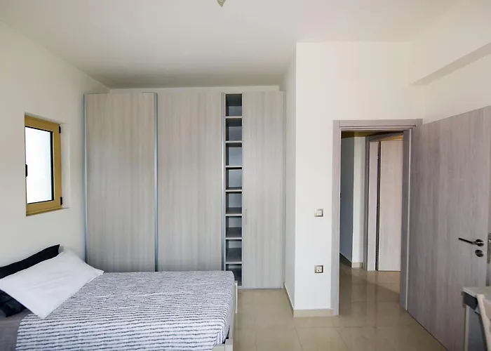 Stelia Luxury شقة