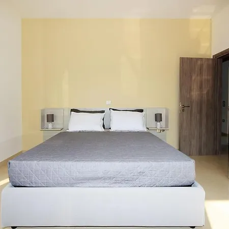 Stelia Luxury