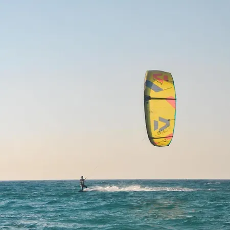 Stelia Luxury Kalavárda